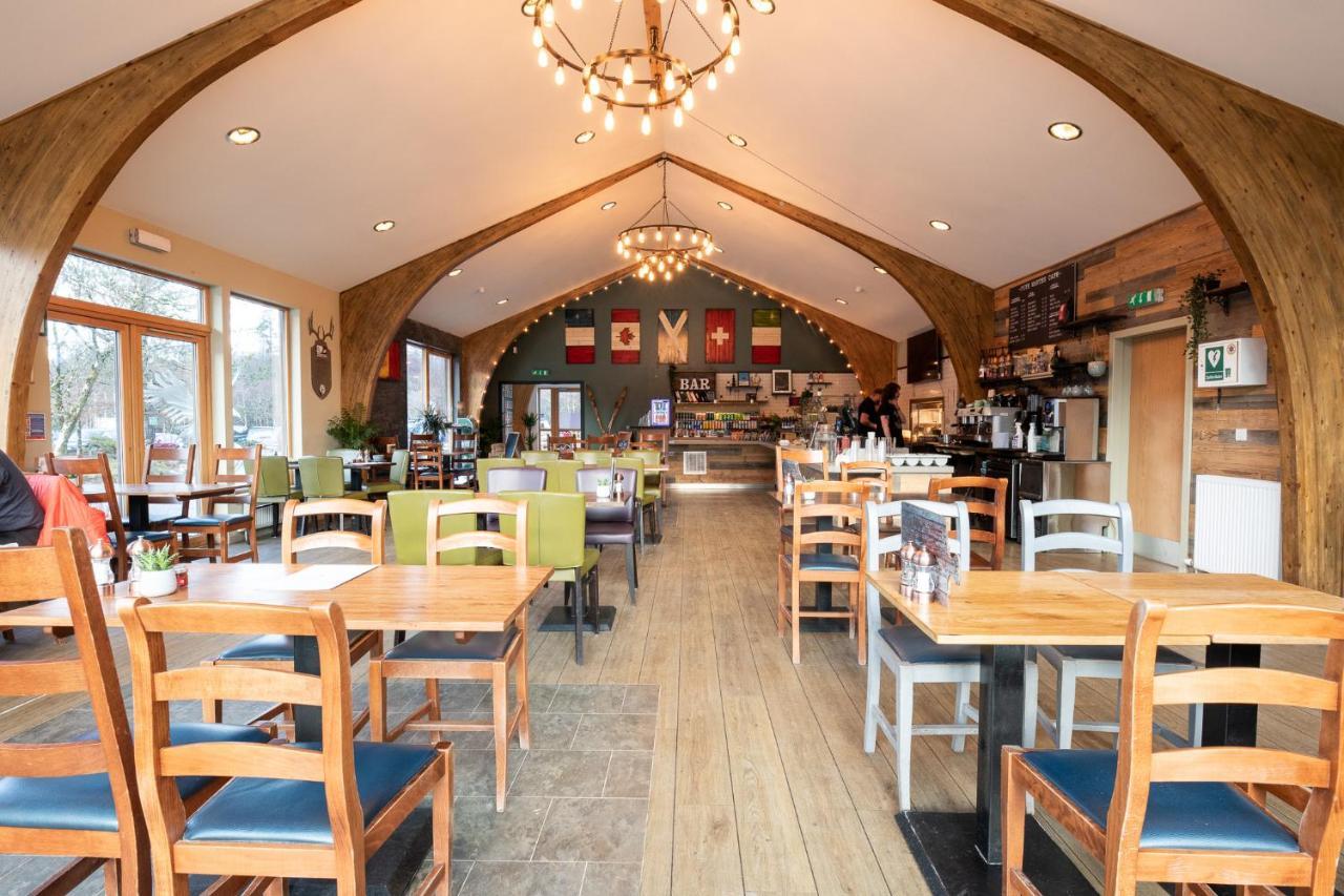 The Base Camp Hotel, Nevis Range Fort William Luaran gambar