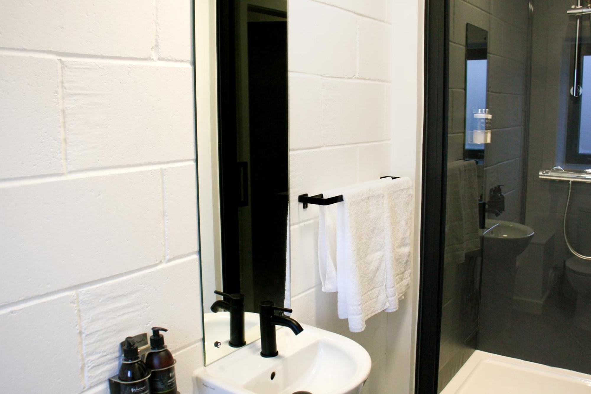The Base Camp Hotel, Nevis Range Fort William Luaran gambar